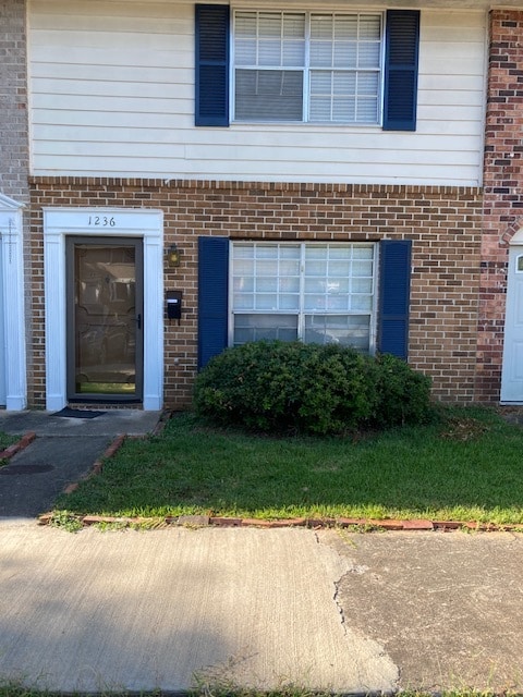 Building Photo - 1236 Grove Park Ln