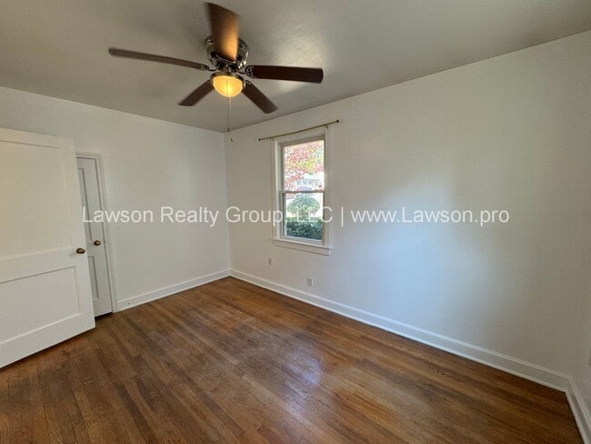 Building Photo - Charming Salem Cape Cod with Loft- Lawn Care Included