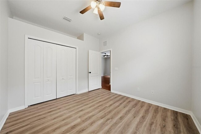 Building Photo - 403 Laguna Mill Dr
