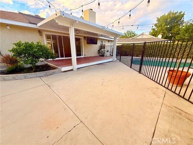 Building Photo - 6424 Penfield Ave