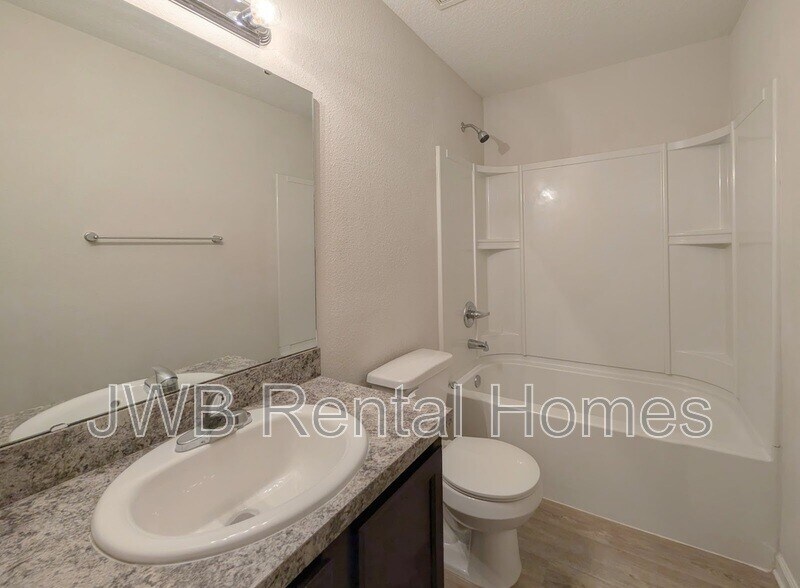 Building Photo - 8452 McGirts Village Ln