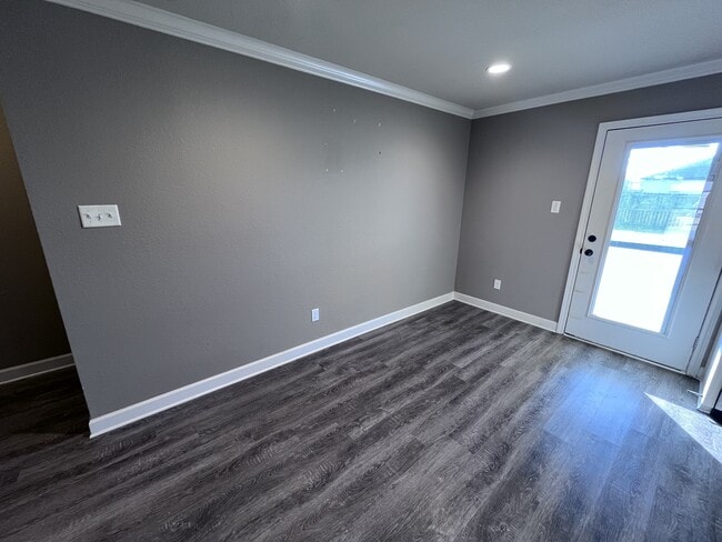 Building Photo - 13 Kelby Ct