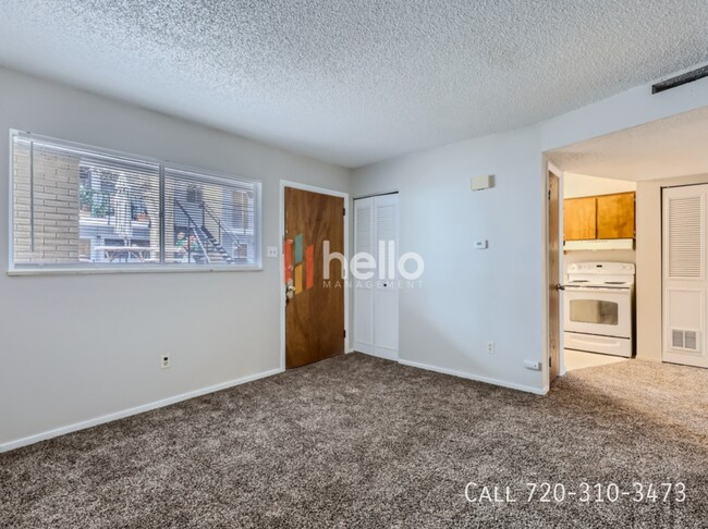 Building Photo - 515 Sunset Rd