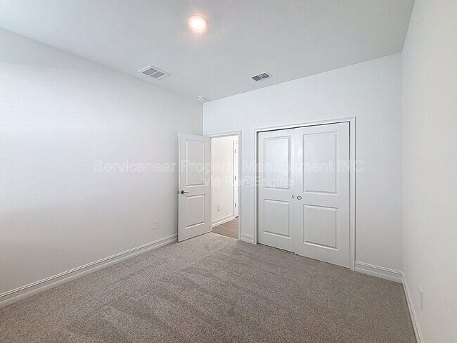 Building Photo - 11807 71st Ave E