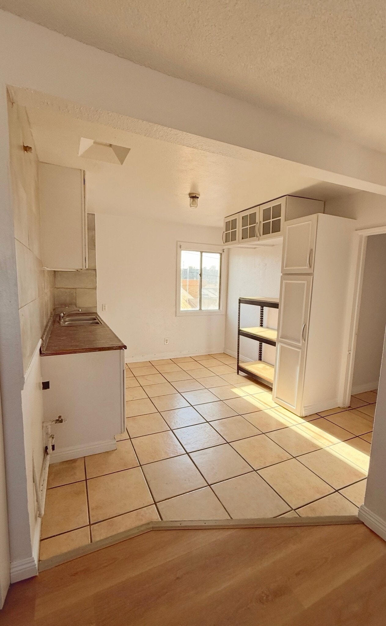 Building Photo - 124 W 95th St