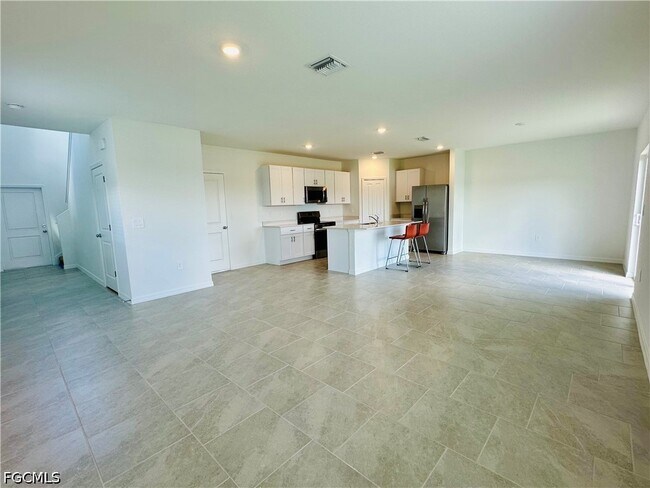 Building Photo - 11812 Cloverly Ln