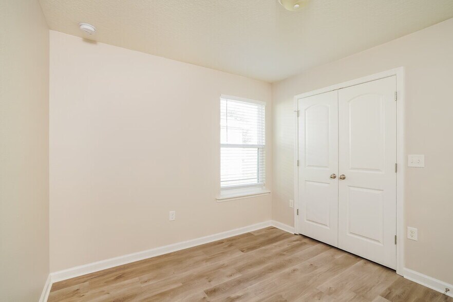 Building Photo - 3315 Hidden Meadows Ct