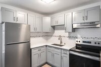 Building Photo - 5726 N. Winthrop