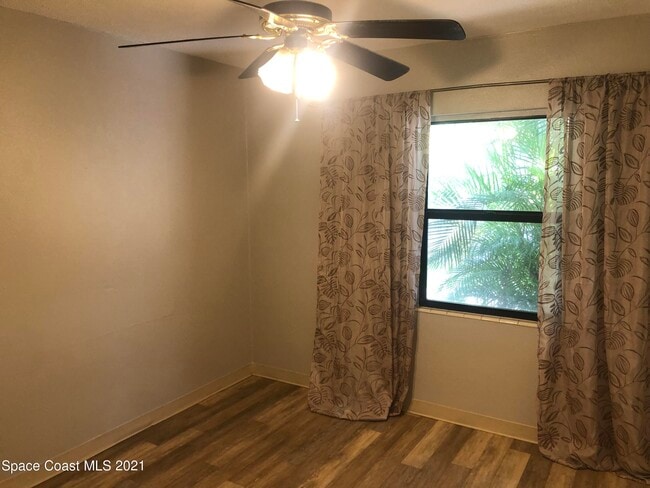 Building Photo - 760 Unity Dr