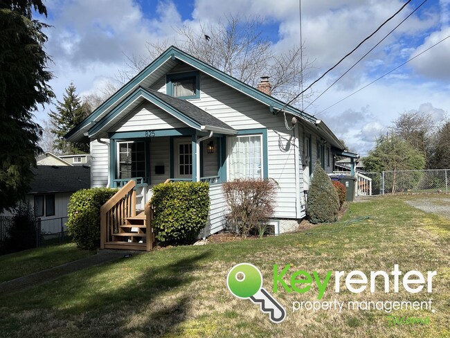 Primary Photo - Tacoma Heritage Wrapped in a 4 Bedroom 1.5...