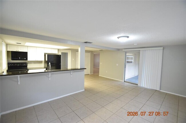 Building Photo - 3221 Topp Dr