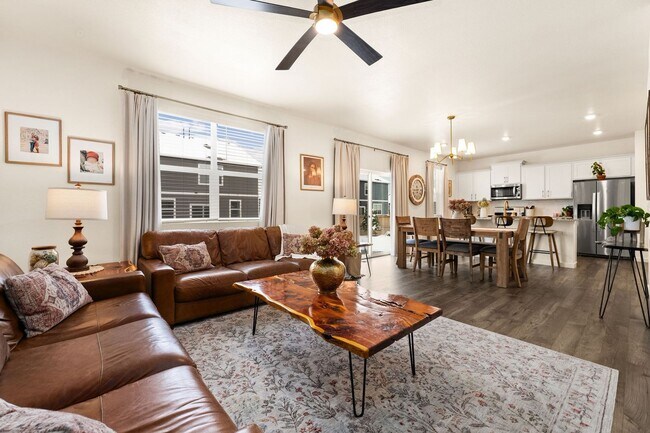 Building Photo - Updated 3-Bedroom Home With 3-Car Garage Close to Commuting, Coffee, and Gym