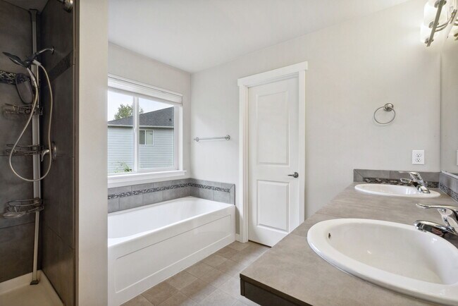 Building Photo - 7923 161st Street Ct E