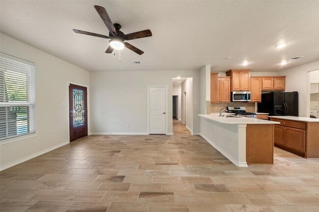 Building Photo - 26307 Pine Canyon Dr