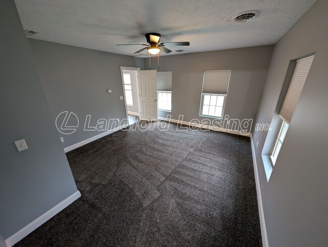 Building Photo - Fully Renovated Historic Home with First-Floor Primary Suite