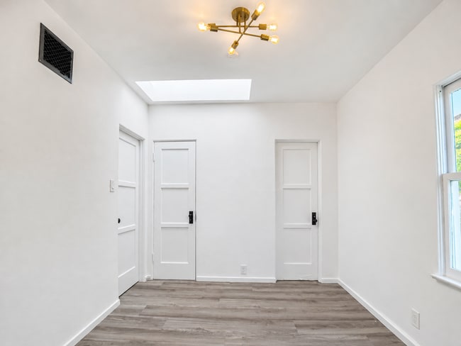 Building Photo - 1147 24th St