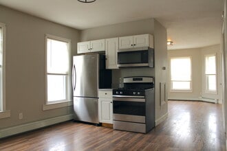 Building Photo - 23 Lafayette St