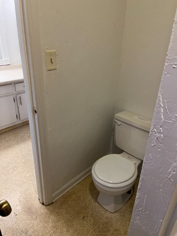 Building Photo - 114 Hight Dr