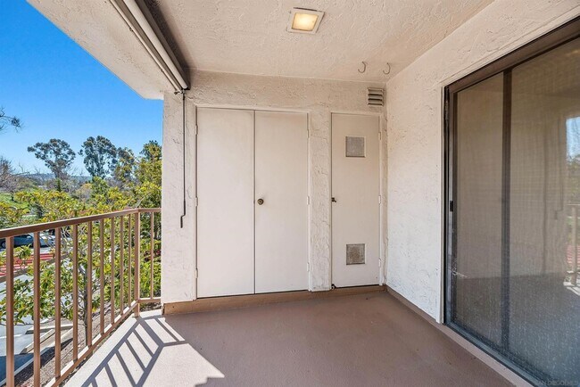 Building Photo - 13063 Wimberly Square