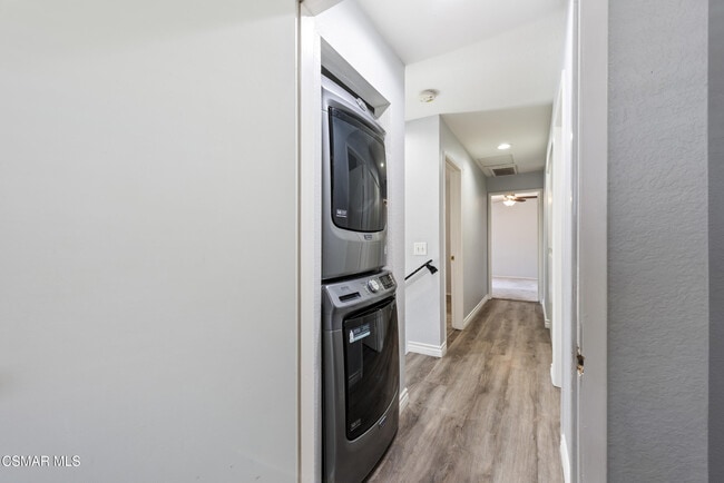 Building Photo - 152 Maegan Pl