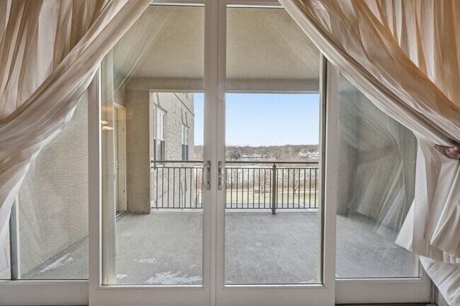 Building Photo - 5745 Newbank Cir