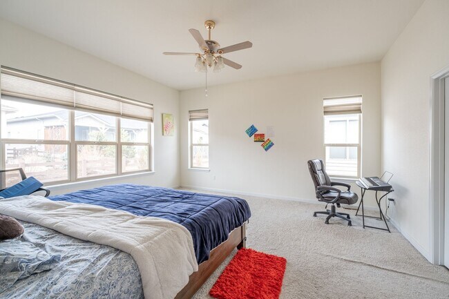 Building Photo - Gorgeous 3-Bed, 3-Bath Home in Ketcher Farm- Theater Room & Fenced Yard!