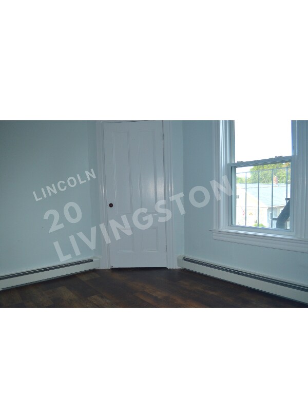 Building Photo - 20 Livingston St