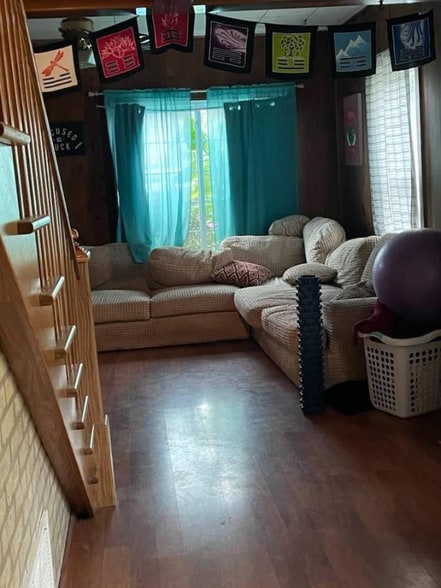 Building Photo - 1116 C St