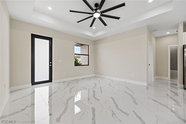 Building Photo - 2713 25th St SW