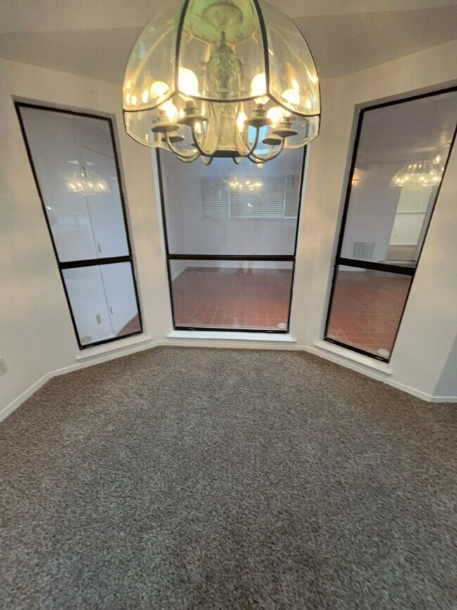 Building Photo - 8908 Democracy Rd NE