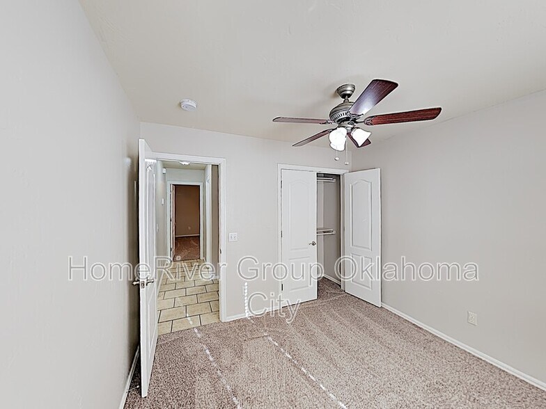 Building Photo - 2708 Busheywood Dr