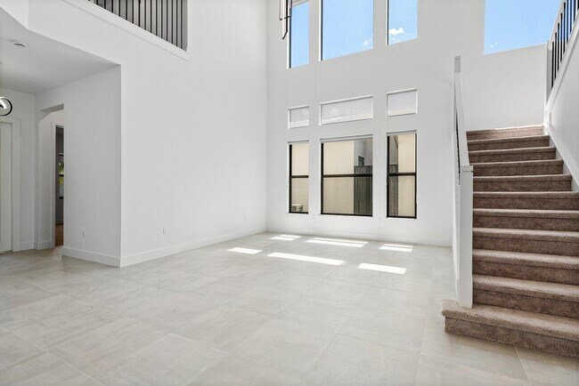 Building Photo - 8311 Essex Country Clb Dr