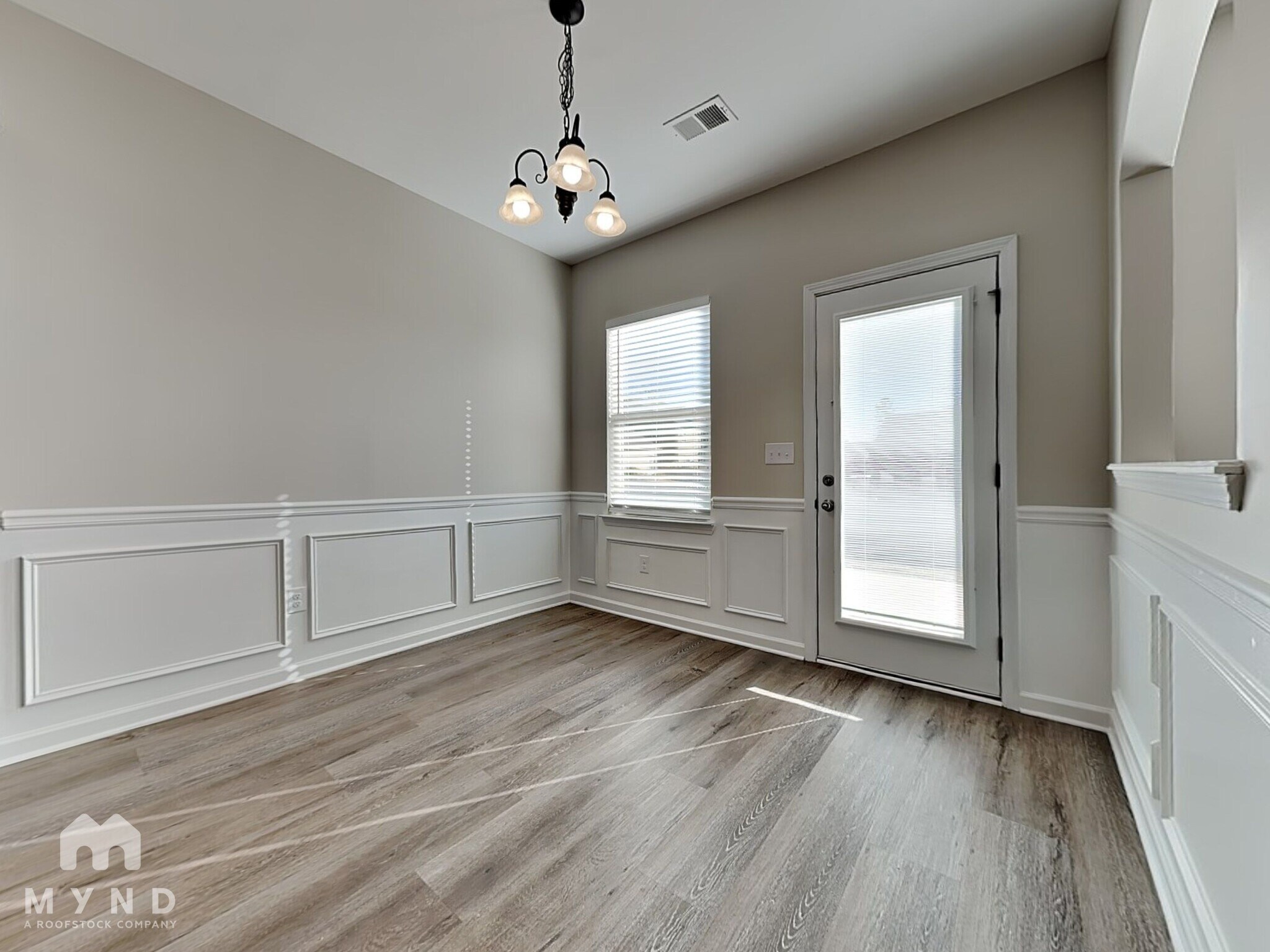 Building Photo - 409 Atlas Ct