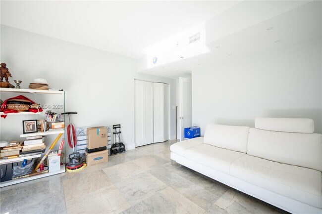 Building Photo - 335 S Biscayne Blvd