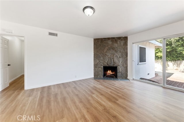 Building Photo - 326 Meadow Ln