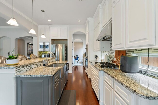 Building Photo - 1475 Torrijos Ct