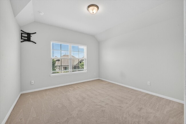 Building Photo - 2017 Miramar Dr