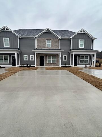 Primary Photo - 262 NE Bellingham Cv