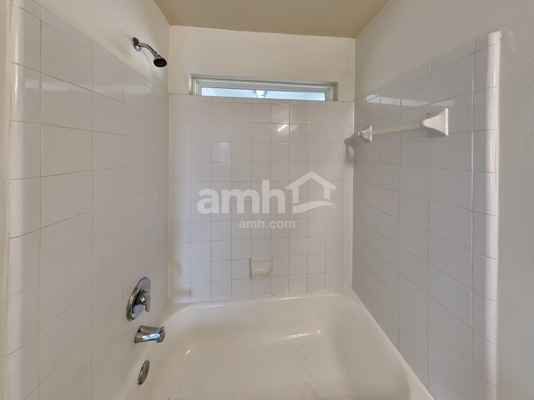 Building Photo - 2322 Old Ox Rd