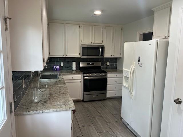 Building Photo - 2211 Muret St