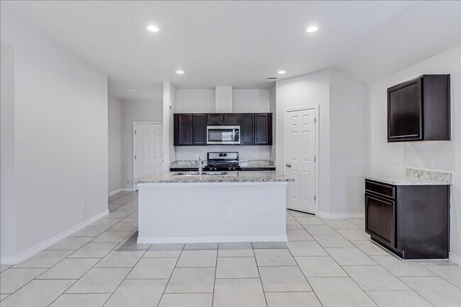 Building Photo - 3913 Jayden Dr