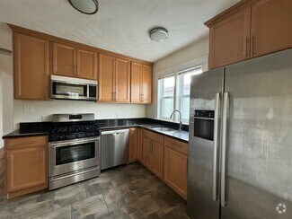 Building Photo - 65 Conwell Ave