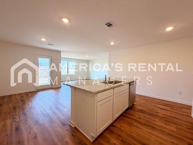 Building Photo - New Construction Home for Rent in Tuscaloosa, AL!