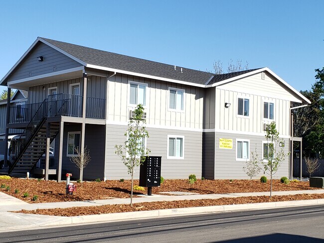 Primary Photo - 814 N 2nd St