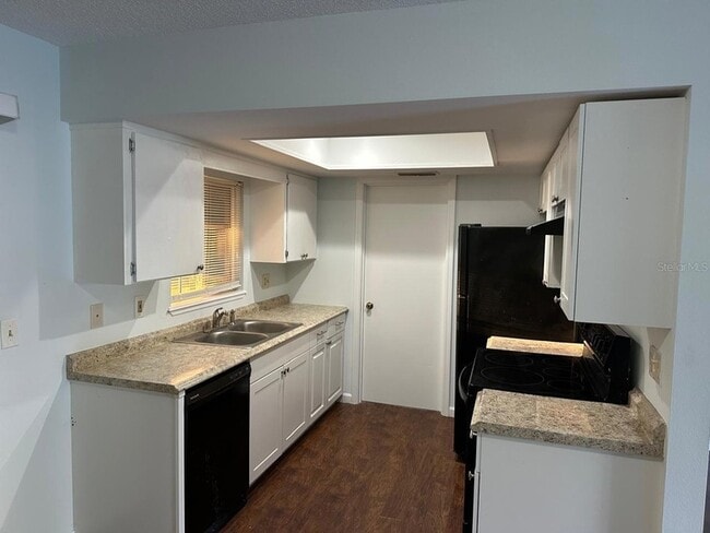 Building Photo - 11248 SW 76th Terrace
