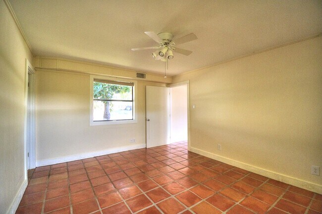 Building Photo - 155 Nimitz Dr