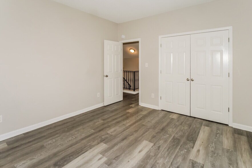 Building Photo - 1043 Averett Cove