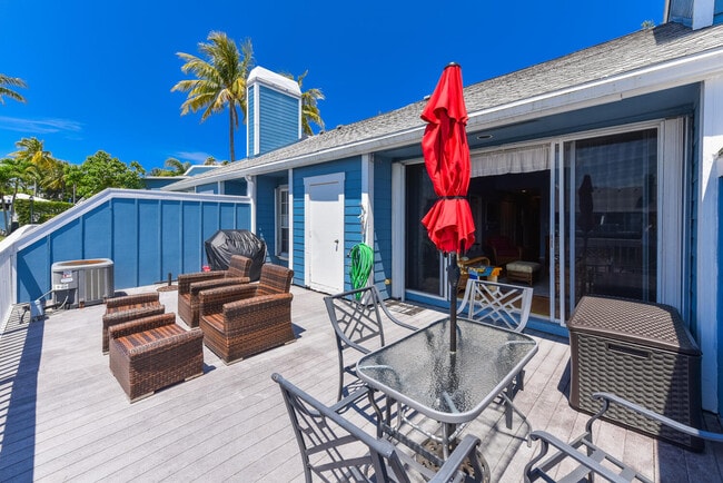 Building Photo - 209 Ocean Dunes Cir