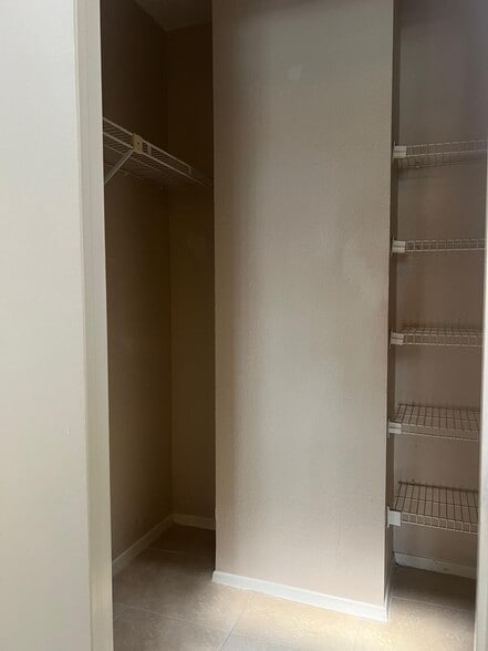 Building Photo - 1405 N 15th St