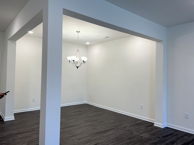 Building Photo - Coming Soon - Beautiful 3 bedroom 2.5 bath Home in Roebuck!